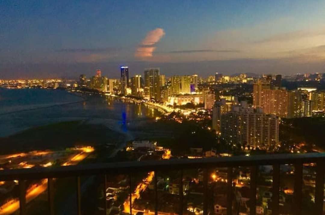 Sunrise View Residence George Town Esterno foto